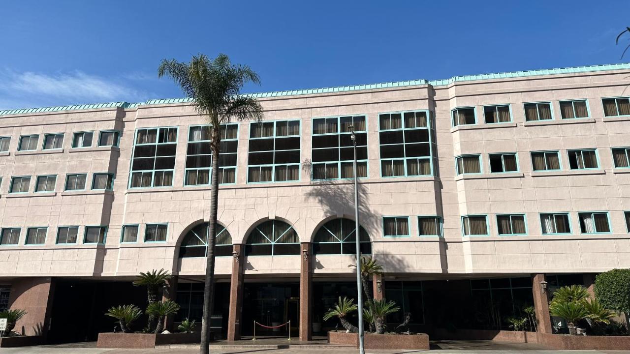 Oxford Palace Hotel Los Angeles Exterior photo